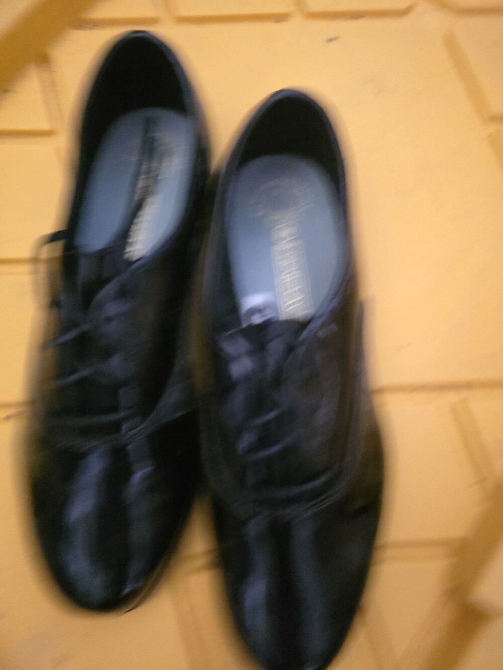 Barclay Men's Black Patent Dress Shoes All Man-Made Materials Size 9 W